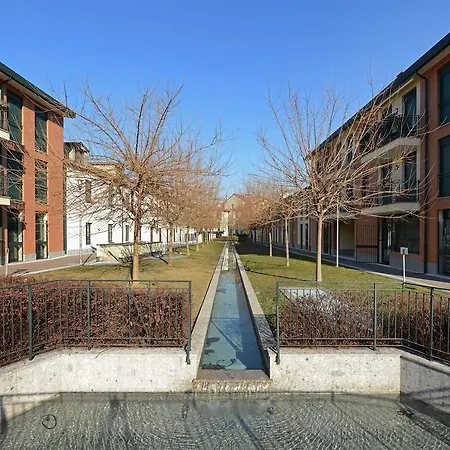 Mila Navigli * Milan